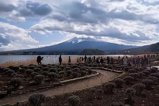 体力充沛就有效！浓眉打满首节5投4中拿到10分5板1帽